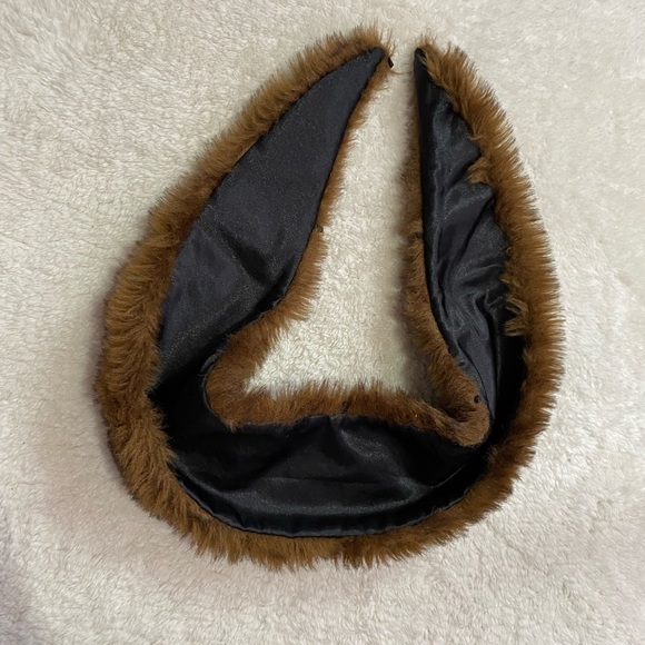 Fur scarf - Picture 3 of 3